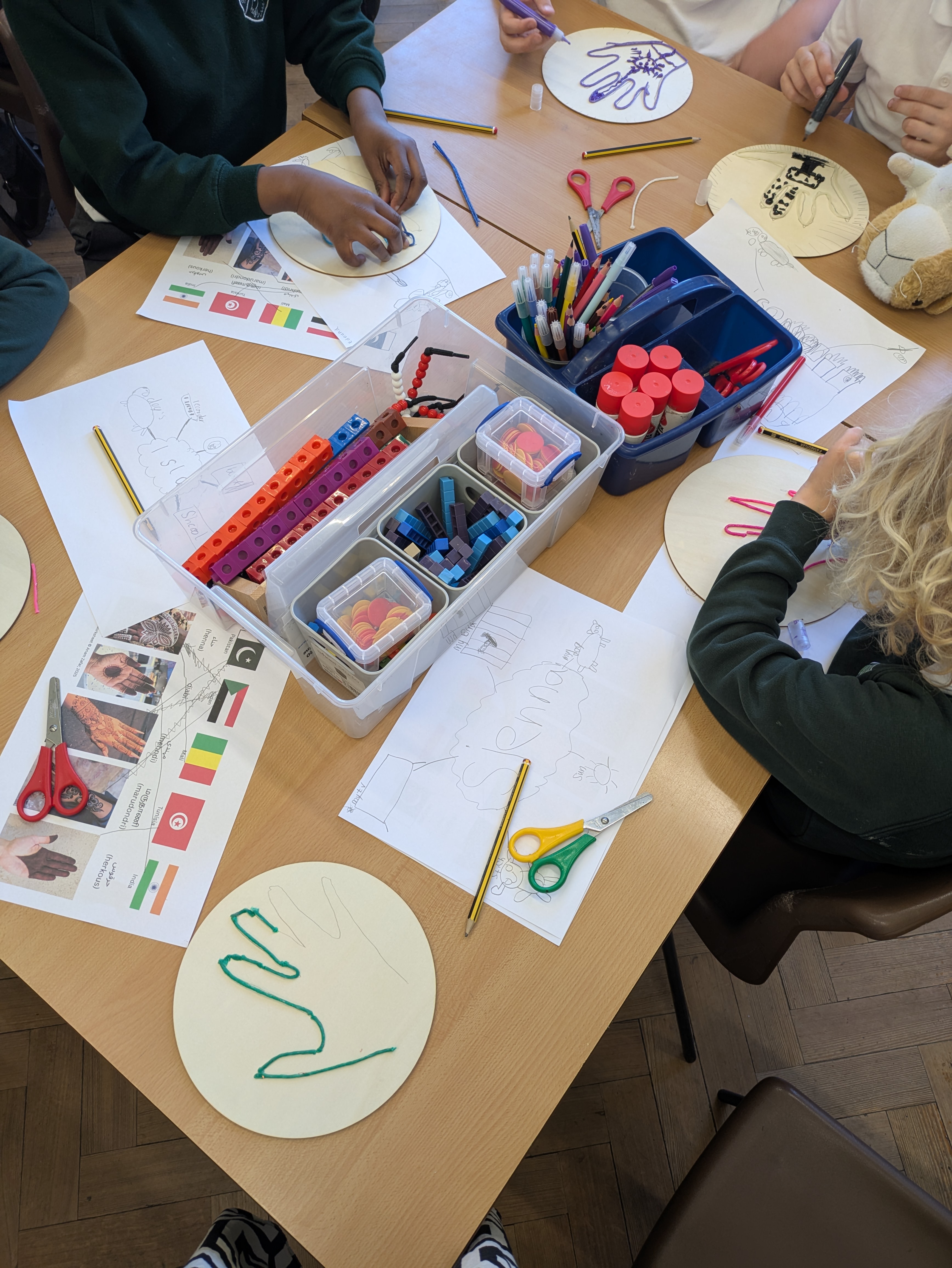 http://www.bournvillevillageprimary.org.uk/_public/SAMPAD.jpg